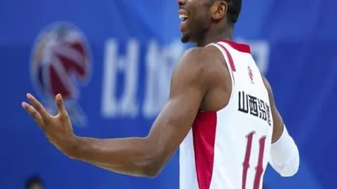 “激战一触即发！公牛与黄蜂NBA巅峰对决，数据揭秘战局走向！”